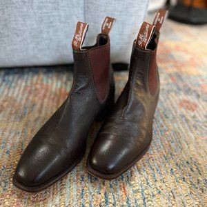 R.M. Williams Men’s Chelsea Boot, Size 10 US